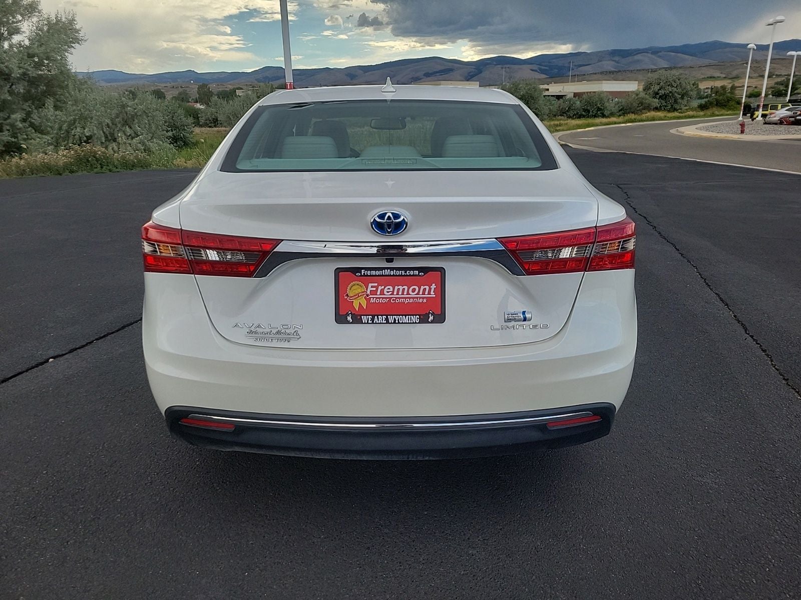 2018 Toyota Avalon Hybrid Limited