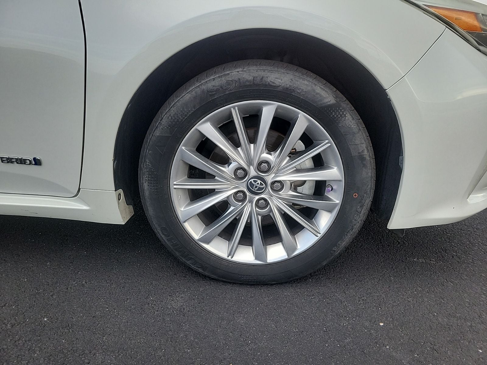 2018 Toyota Avalon Hybrid Limited