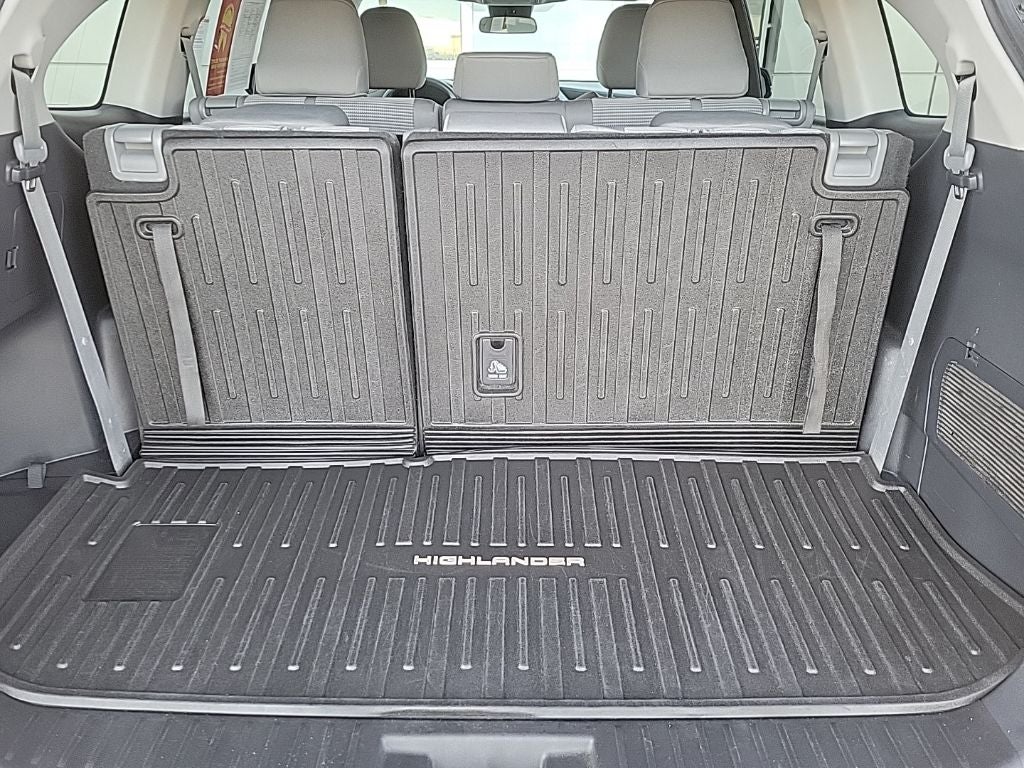 2021 Toyota Highlander L