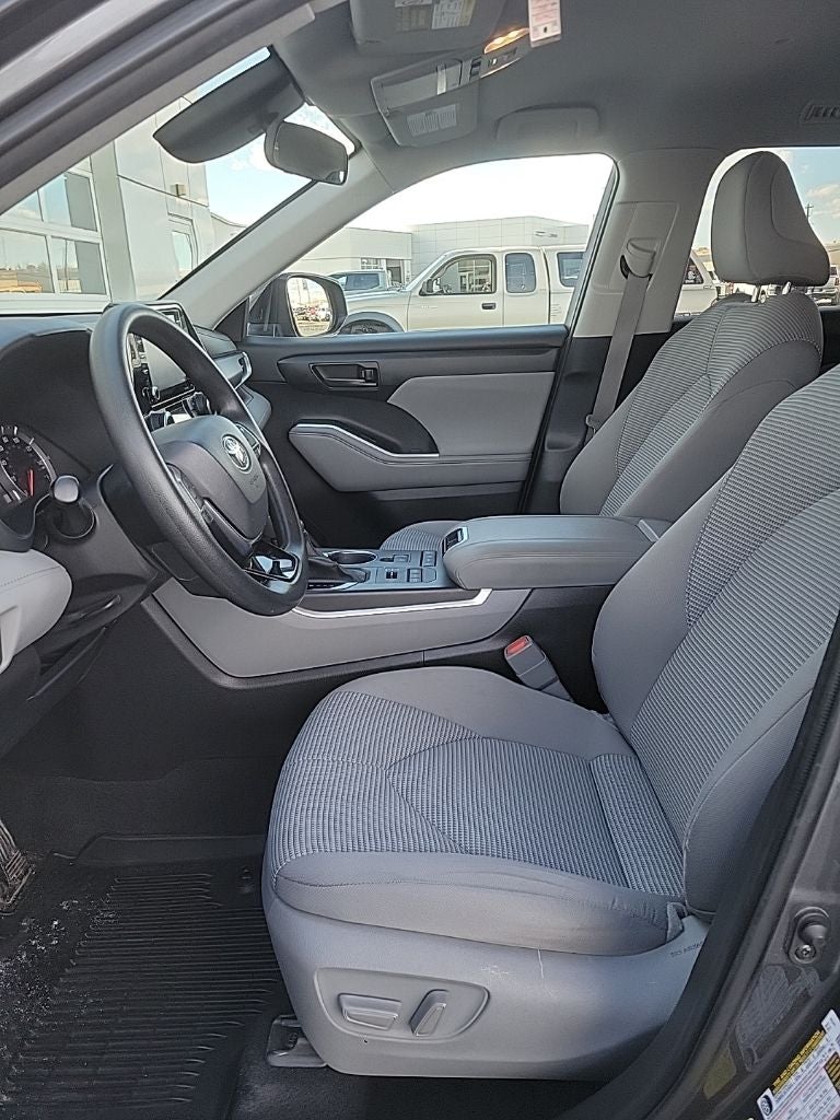 2021 Toyota Highlander L