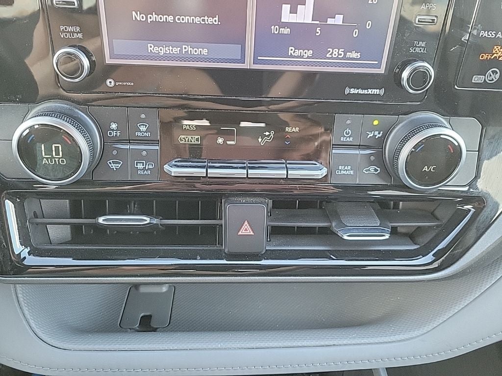 2021 Toyota Highlander L