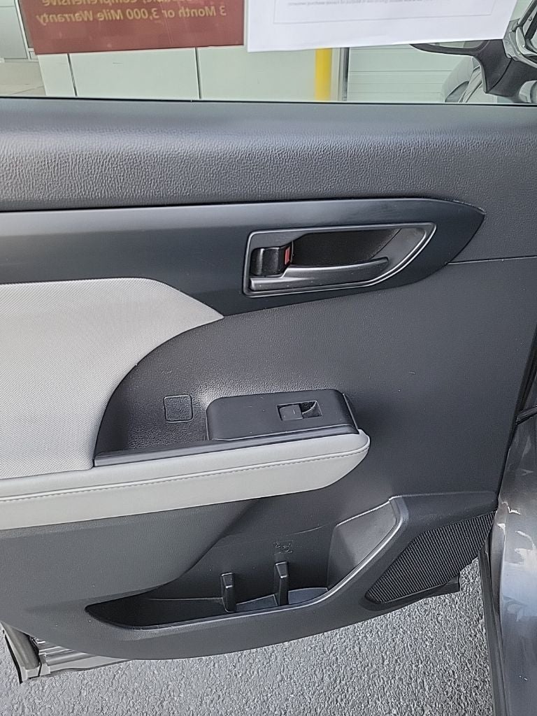 2021 Toyota Highlander L