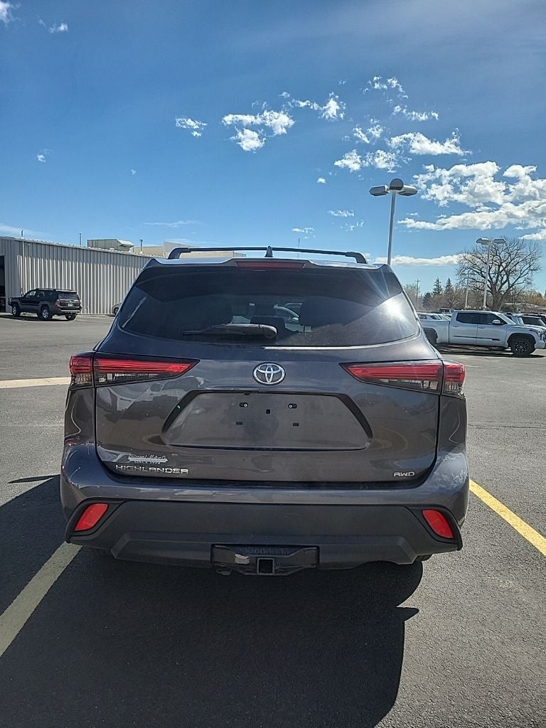 2021 Toyota Highlander L
