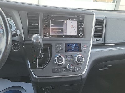 2020 Toyota Sienna SE 7 Passenger