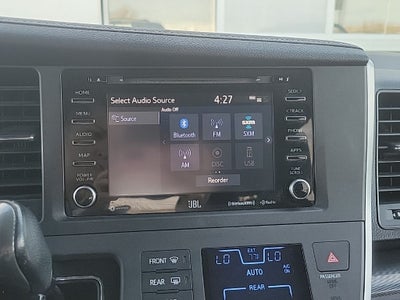 2020 Toyota Sienna SE 7 Passenger