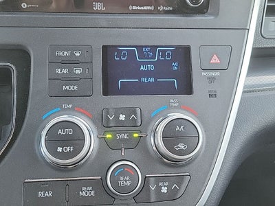 2020 Toyota Sienna SE 7 Passenger