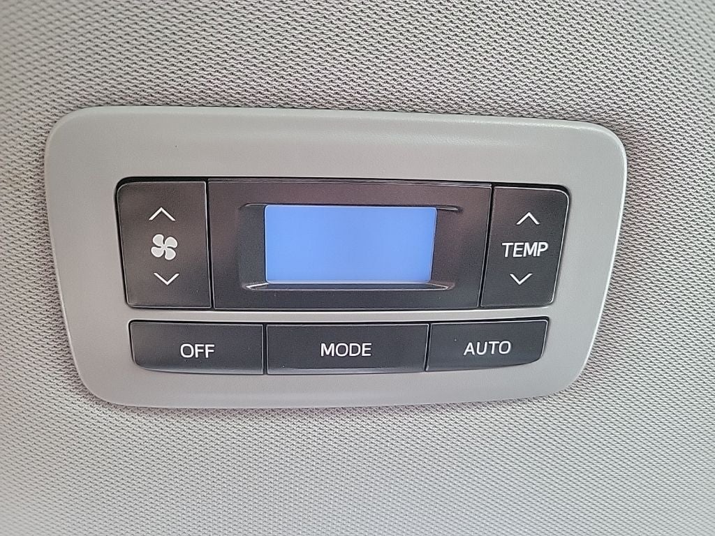 2020 Toyota Sienna SE 7 Passenger