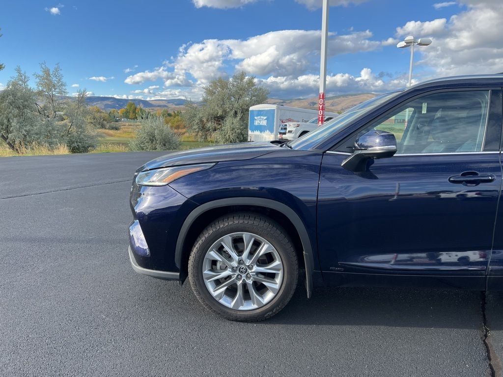 2023 Toyota Highlander Hybrid Limited