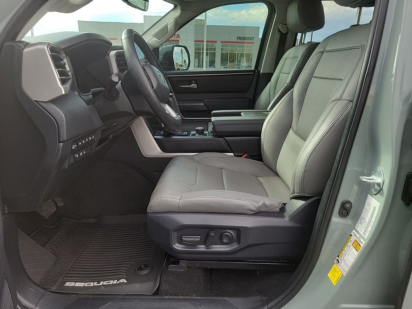 2024 Toyota Sequoia SR5