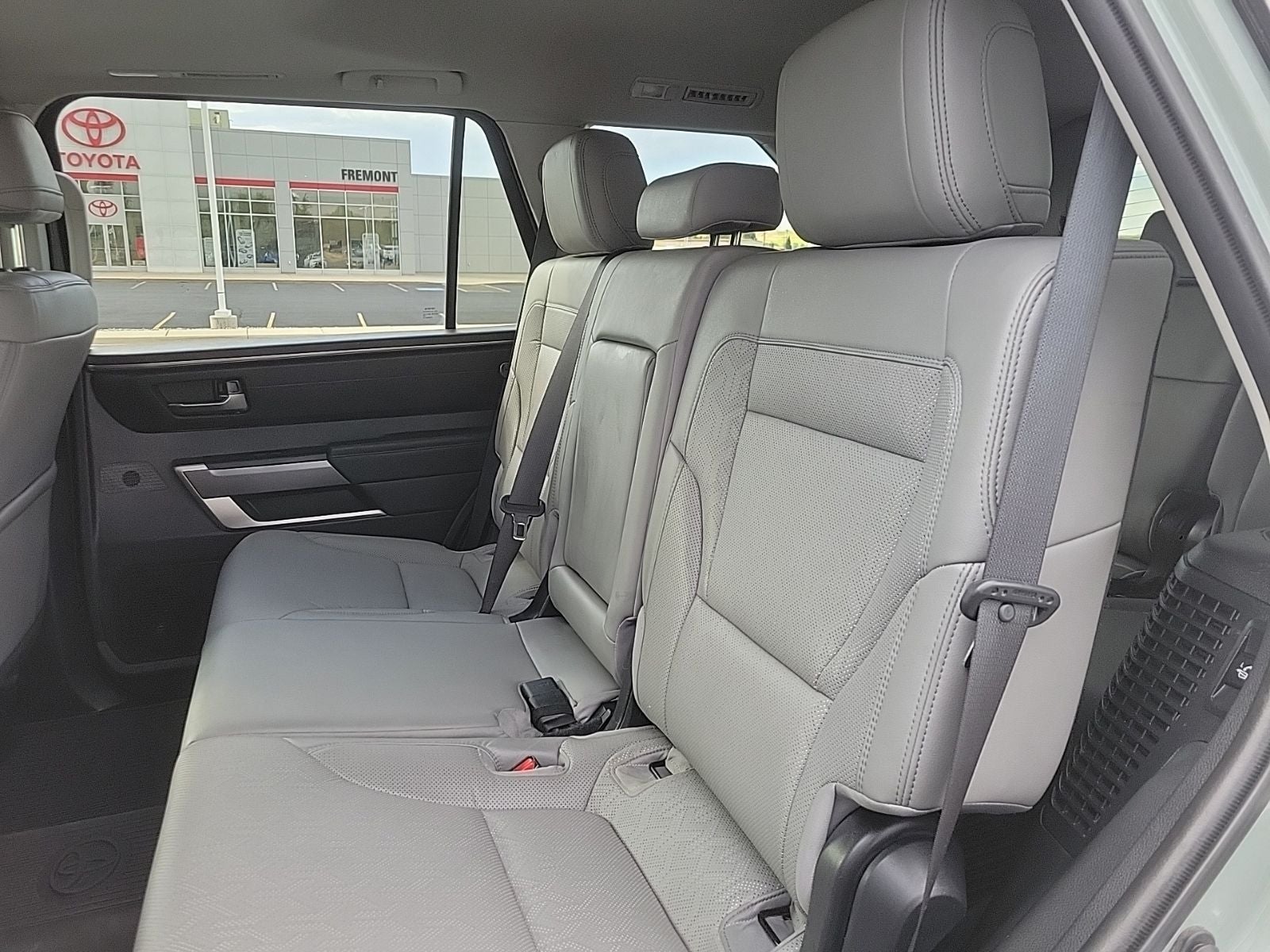 2024 Toyota Sequoia SR5