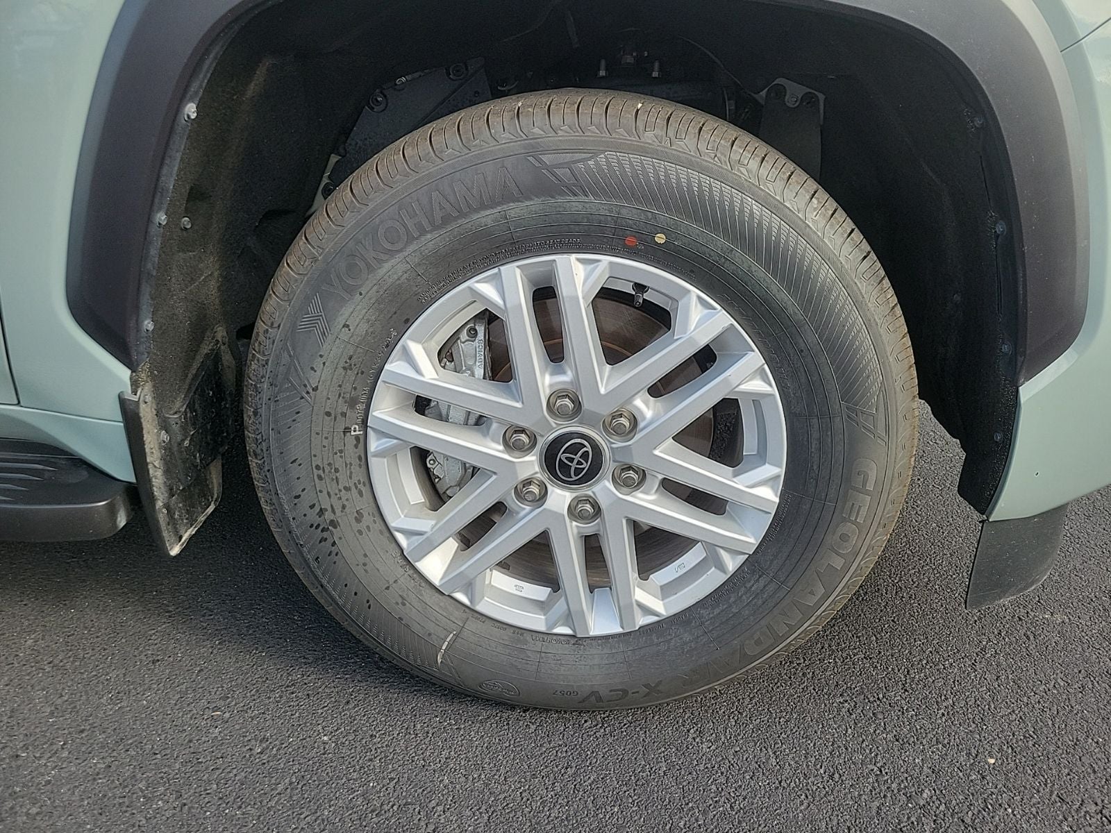 2024 Toyota Sequoia SR5