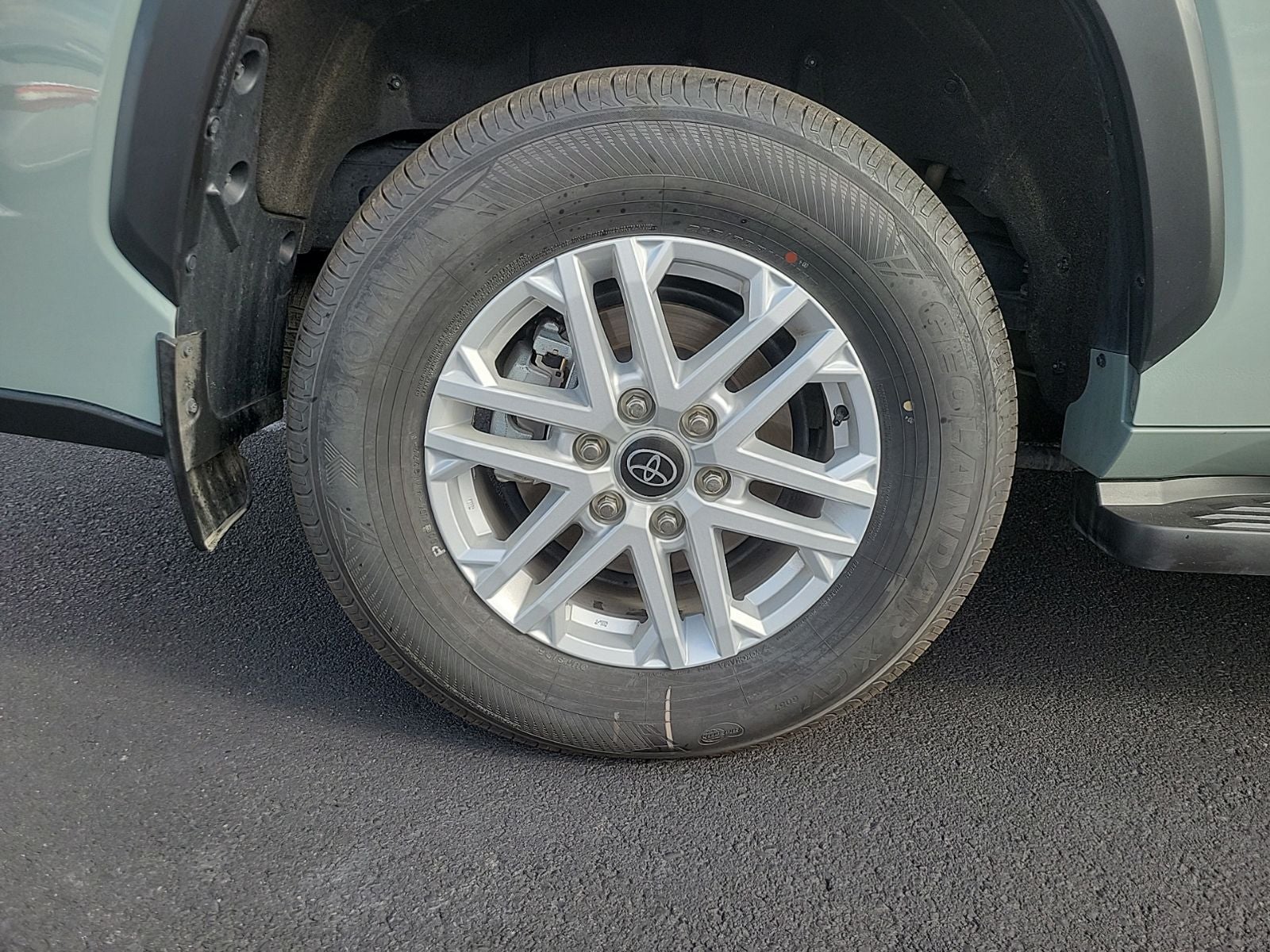 2024 Toyota Sequoia SR5