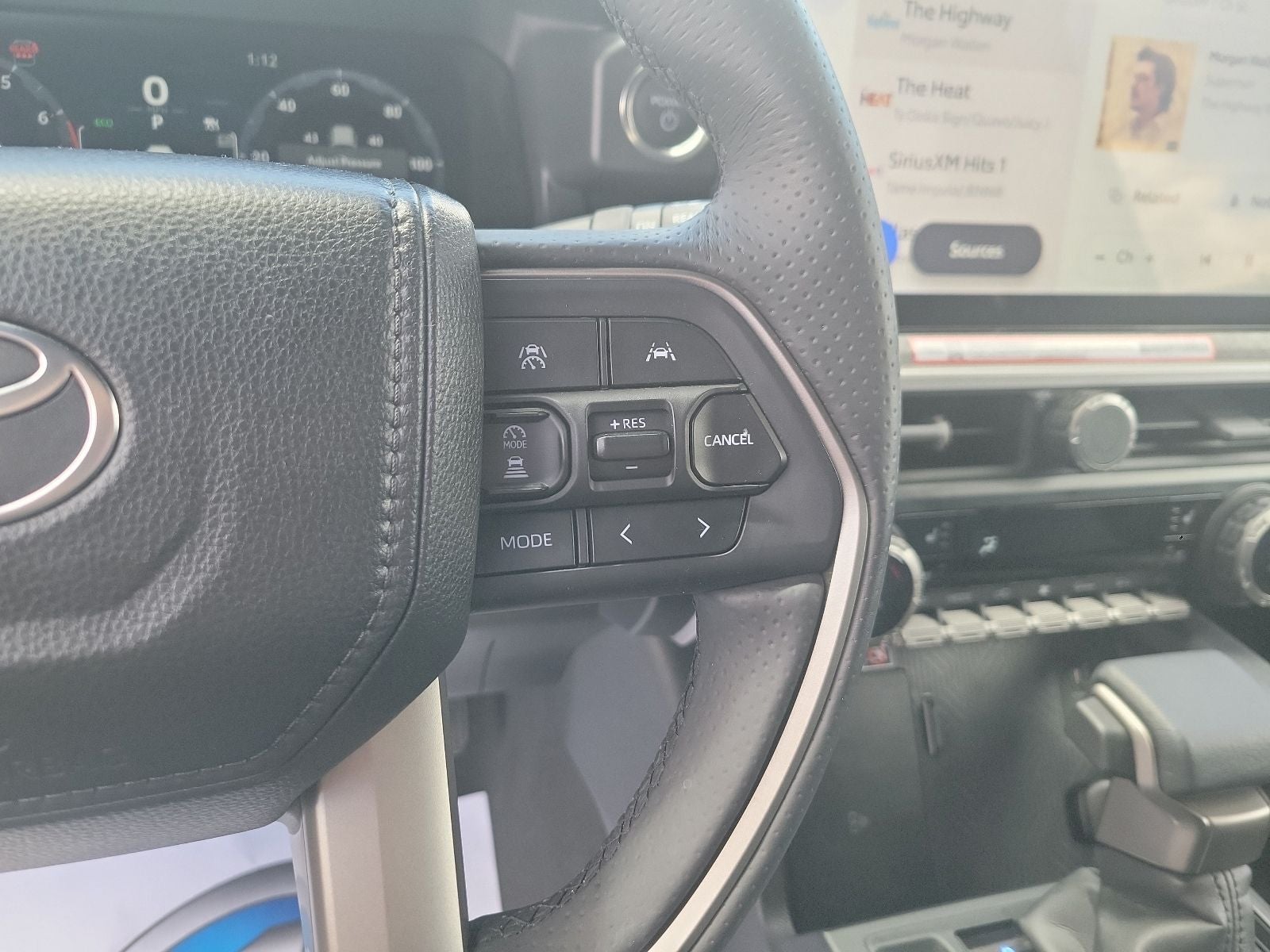 2025 Toyota 4Runner i-FORCE MAX Hybrid Trailhunter