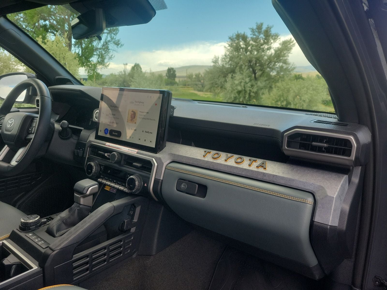 2025 Toyota 4Runner i-FORCE MAX Hybrid Trailhunter