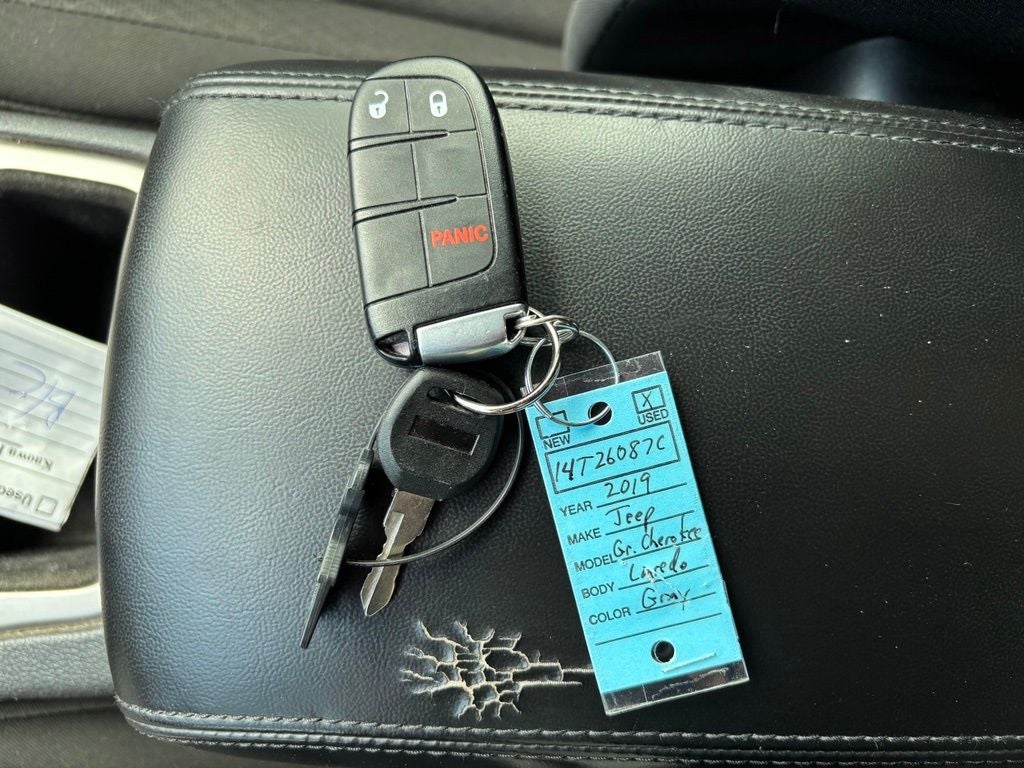 2019 Jeep Grand Cherokee Laredo E