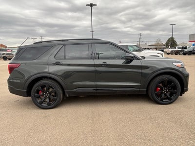 2022 Ford Explorer ST