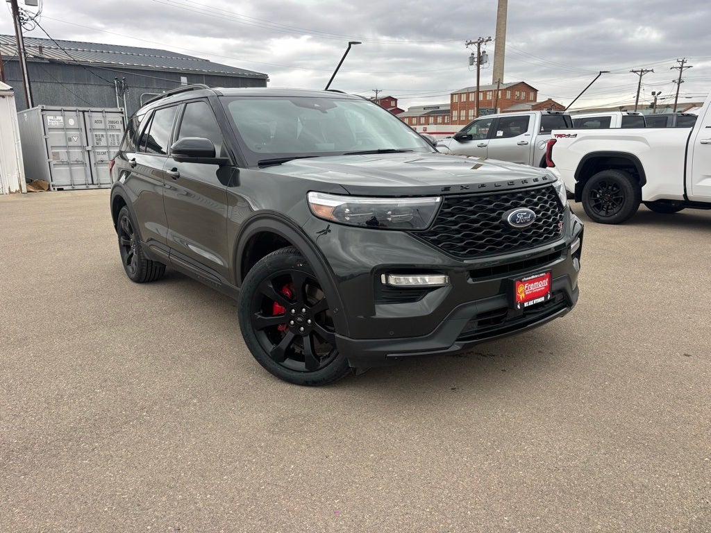 2022 Ford Explorer ST