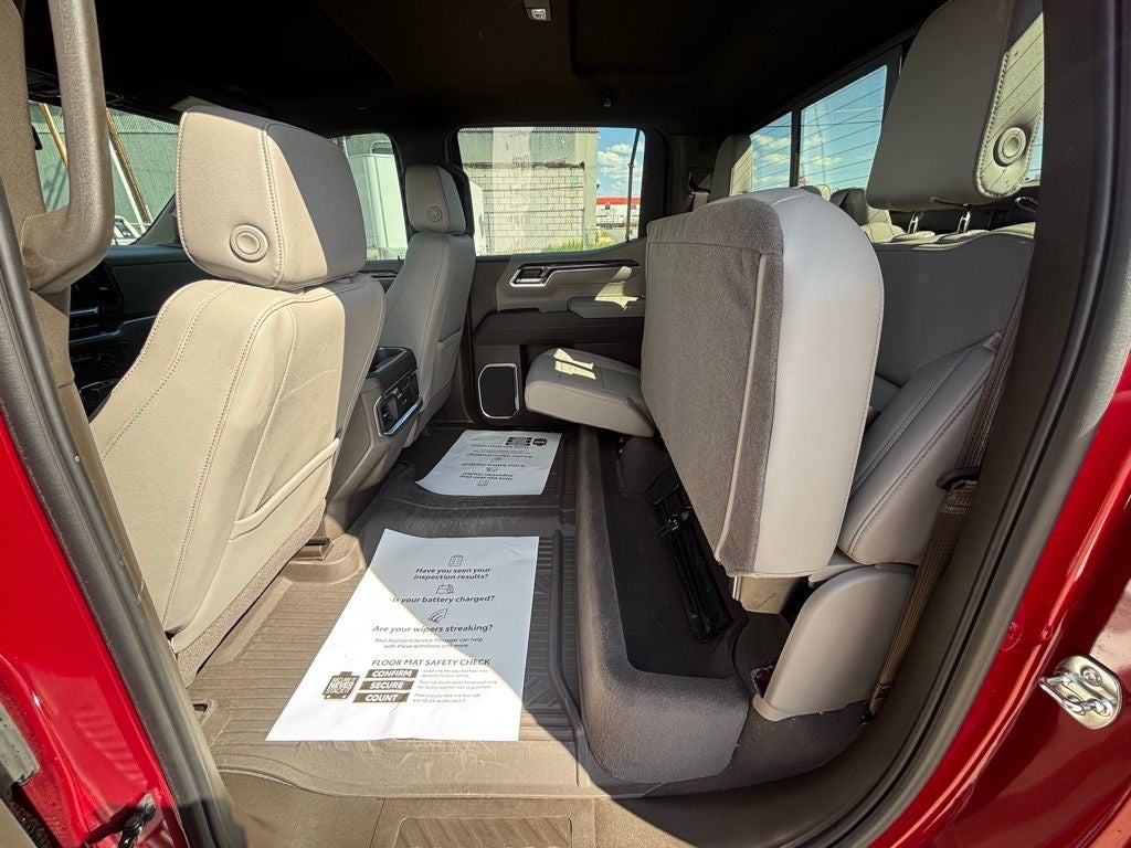 2025 Chevrolet Silverado 1500 LTZ