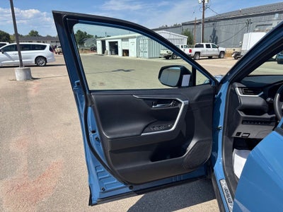 2025 Toyota RAV4 Hybrid XSE