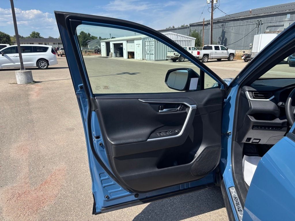 2025 Toyota RAV4 Hybrid XSE