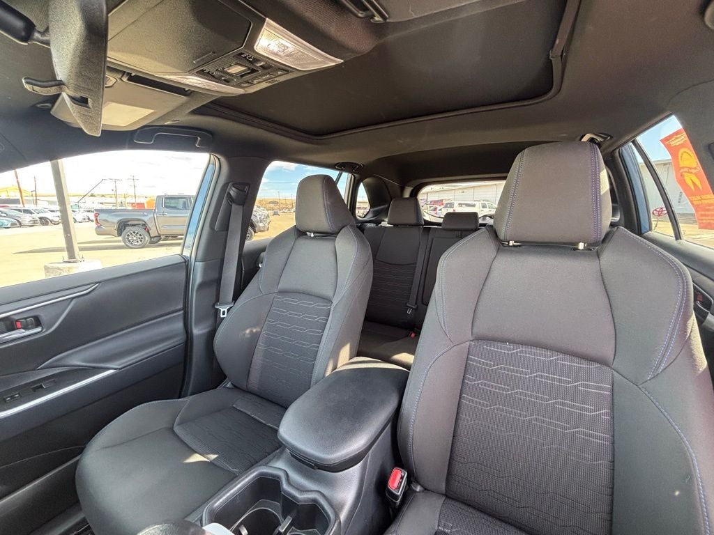 2025 Toyota RAV4 Hybrid SE