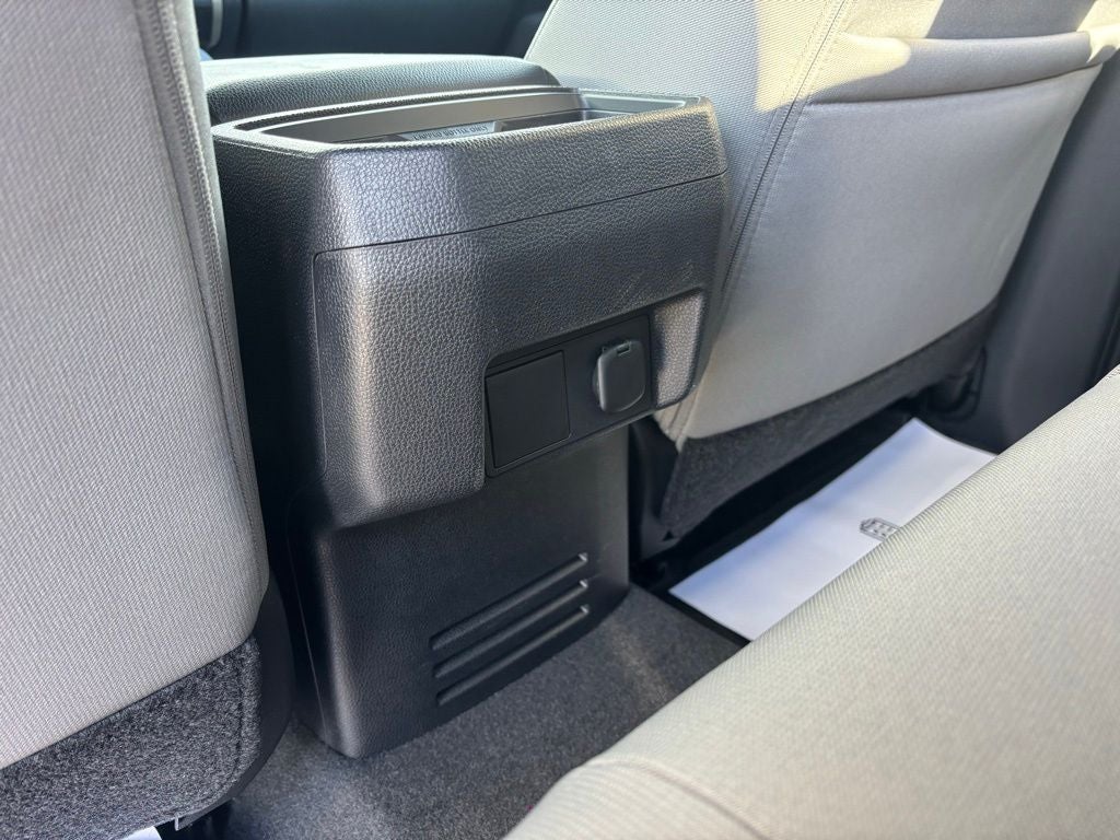 2025 Toyota Tacoma SR5 4X4