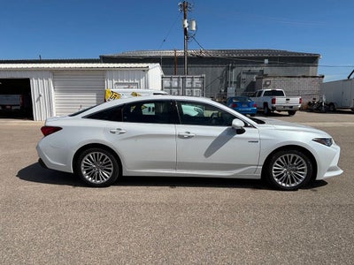 2021 Toyota Avalon Hybrid Limited