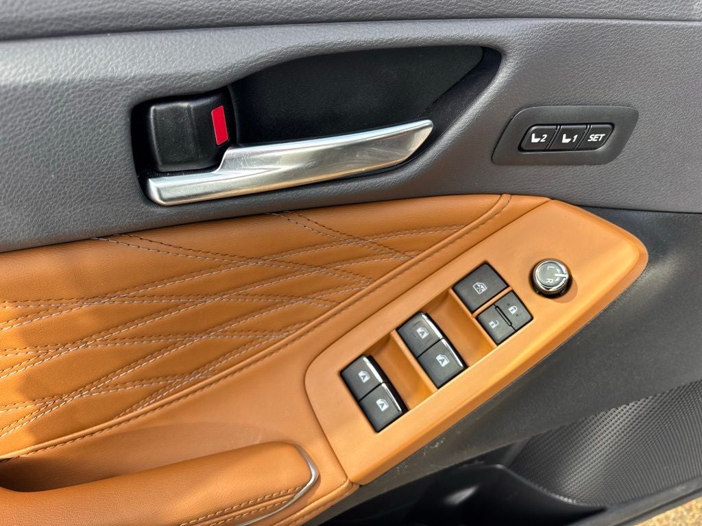 2021 Toyota Avalon Hybrid Limited