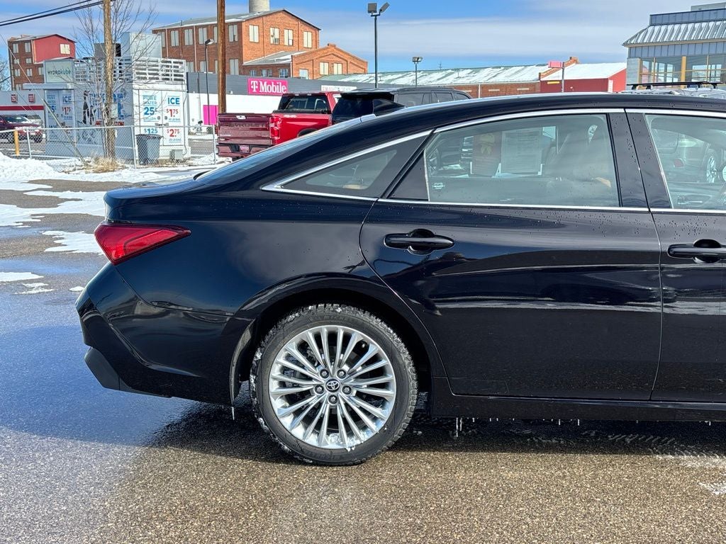 2021 Toyota Avalon Hybrid Limited