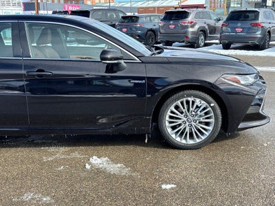 2021 Toyota Avalon Hybrid Limited