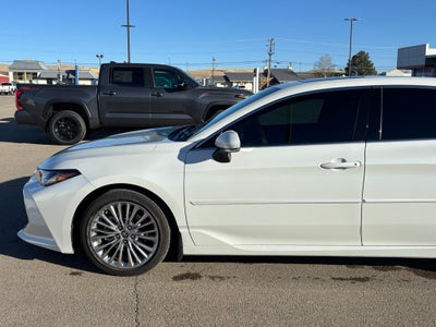 2022 Toyota Avalon Limited