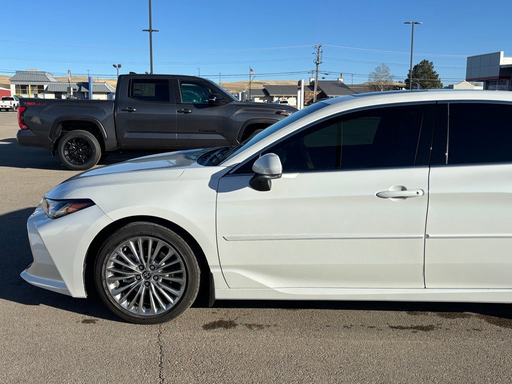 2022 Toyota Avalon Limited
