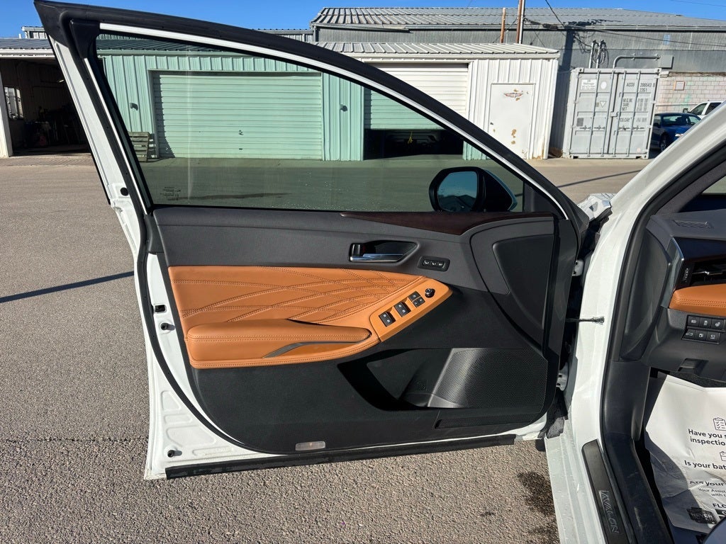 2022 Toyota Avalon Limited