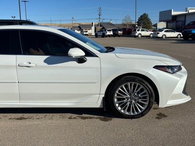 2022 Toyota Avalon Limited