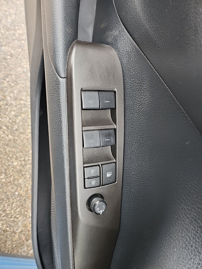 2023 Toyota Camry SE AWD