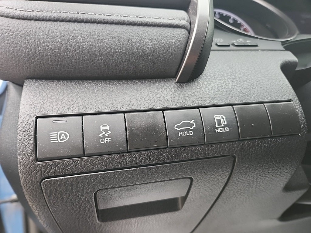 2023 Toyota Camry SE AWD