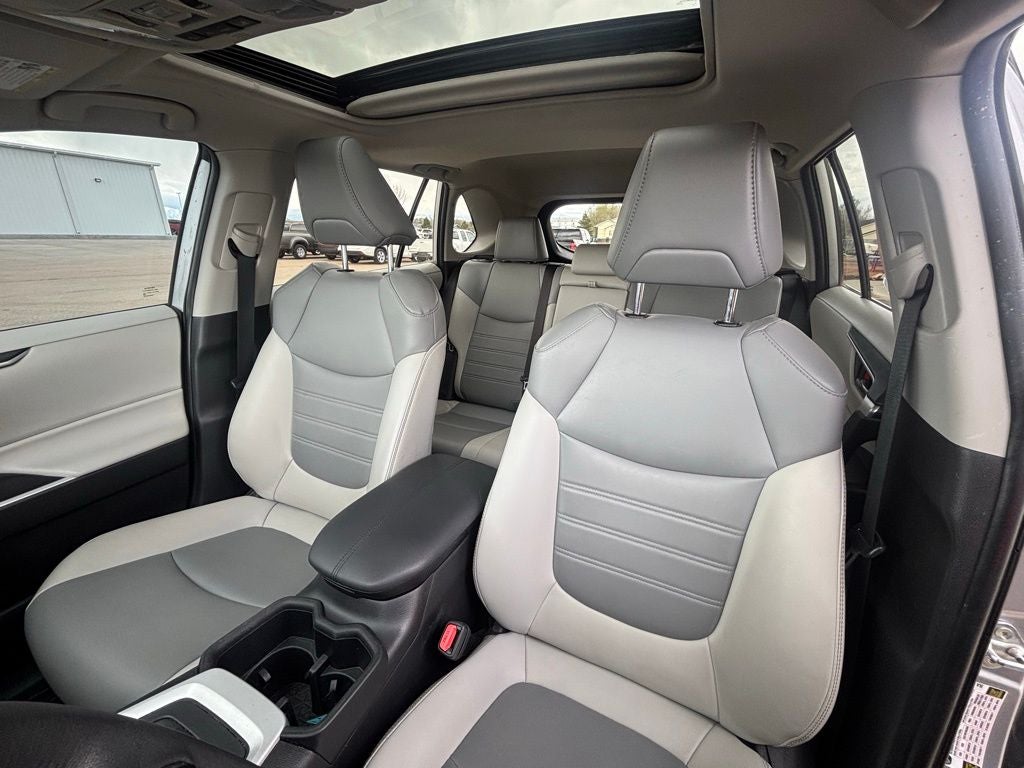 2023 Toyota RAV4 Hybrid XLE Premium