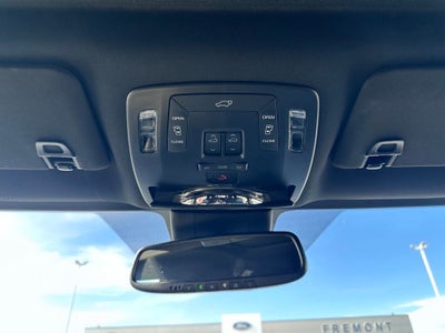 2025 Toyota Sienna Base