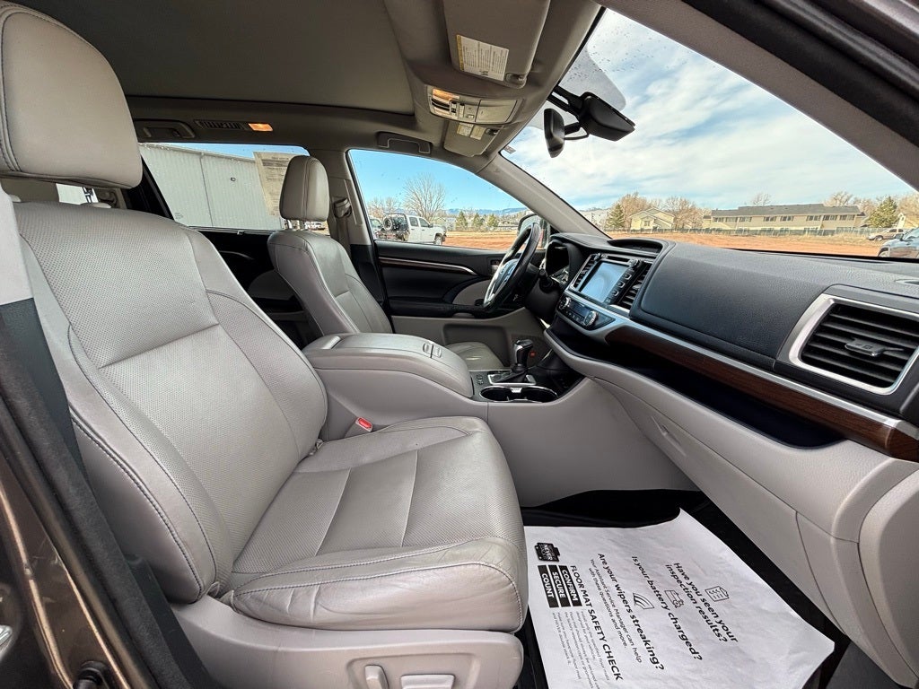 2015 Toyota Highlander Limited Platinum V6