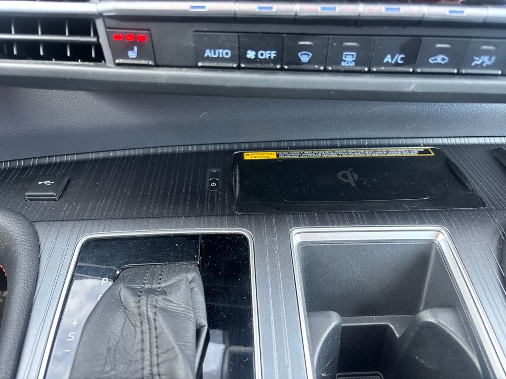 2022 Toyota Sienna XSE 7 Passenger