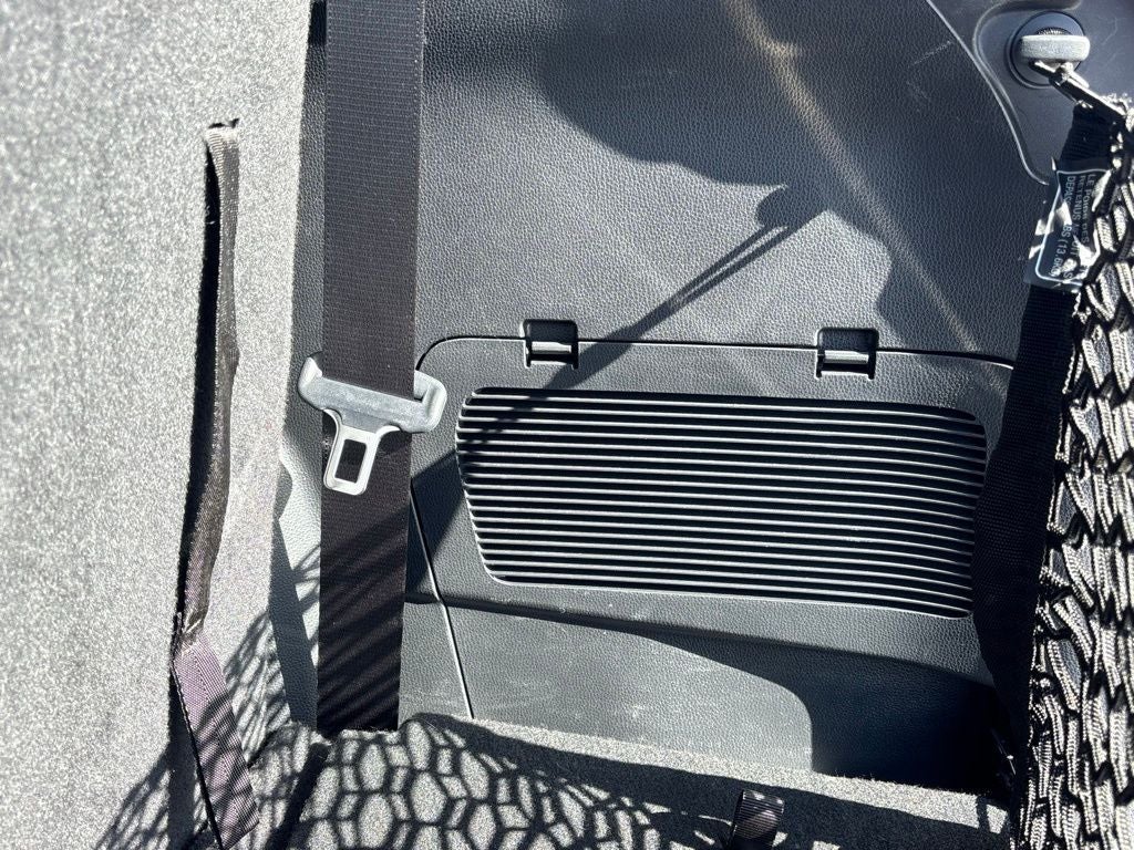 2023 Toyota Highlander Hybrid Platinum