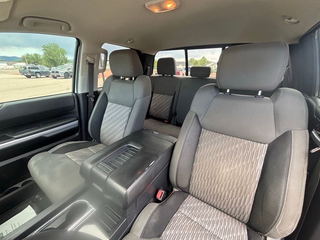 2018 Toyota Tundra SR5