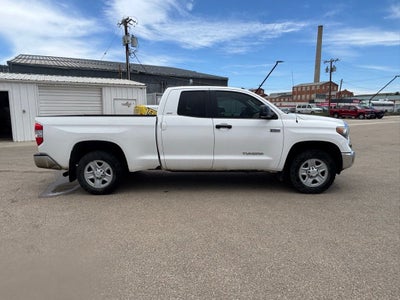 2018 Toyota Tundra SR5