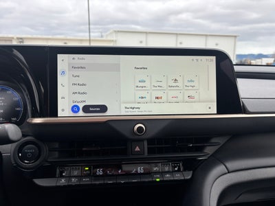 2025 Toyota Crown Signia Limited