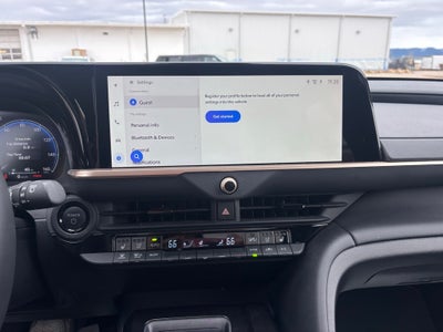 2025 Toyota Crown Signia Limited