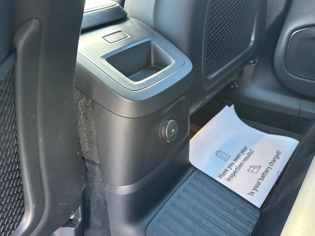 2023 Volvo XC60 Recharge Plug-In Hybrid Ultimate