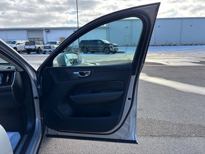 2023 Volvo XC60 Recharge Plug-In Hybrid Ultimate