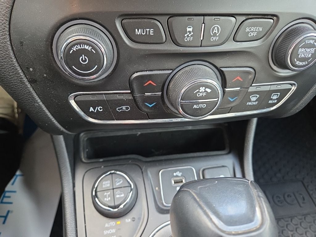 2019 Jeep Cherokee Trailhawk