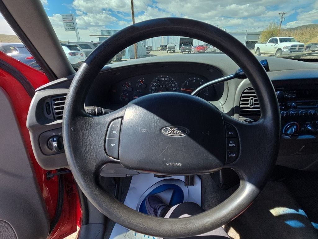 1997 Ford F-150 XLT