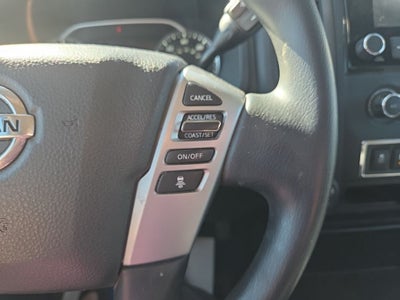 2022 Nissan Titan SV